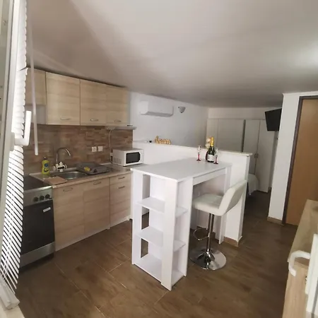 Perica * Zára